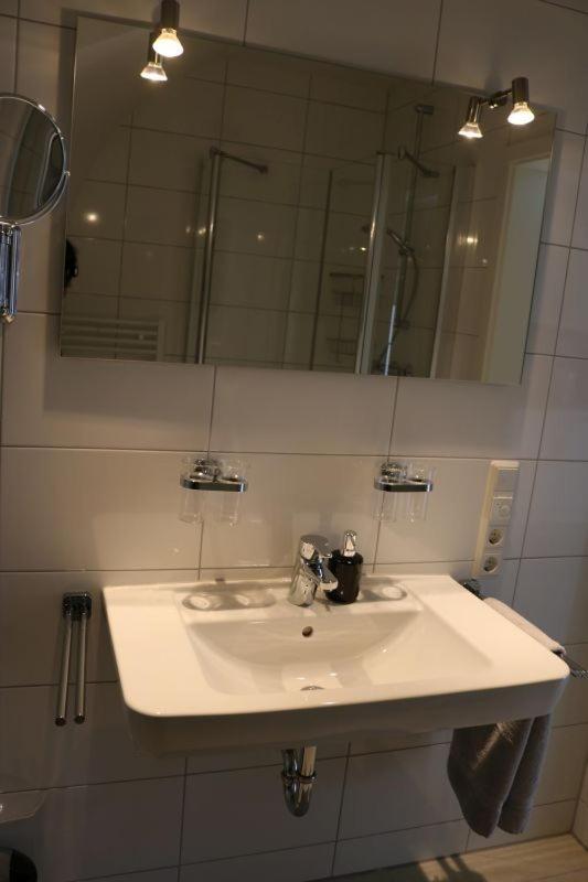 Dina Am Siel Apartment Greetsiel Luaran gambar
